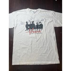 VINTAGE Restless Heart AUTOGRAPHED Country Music Band Gildan Ultra Cotton - RARE